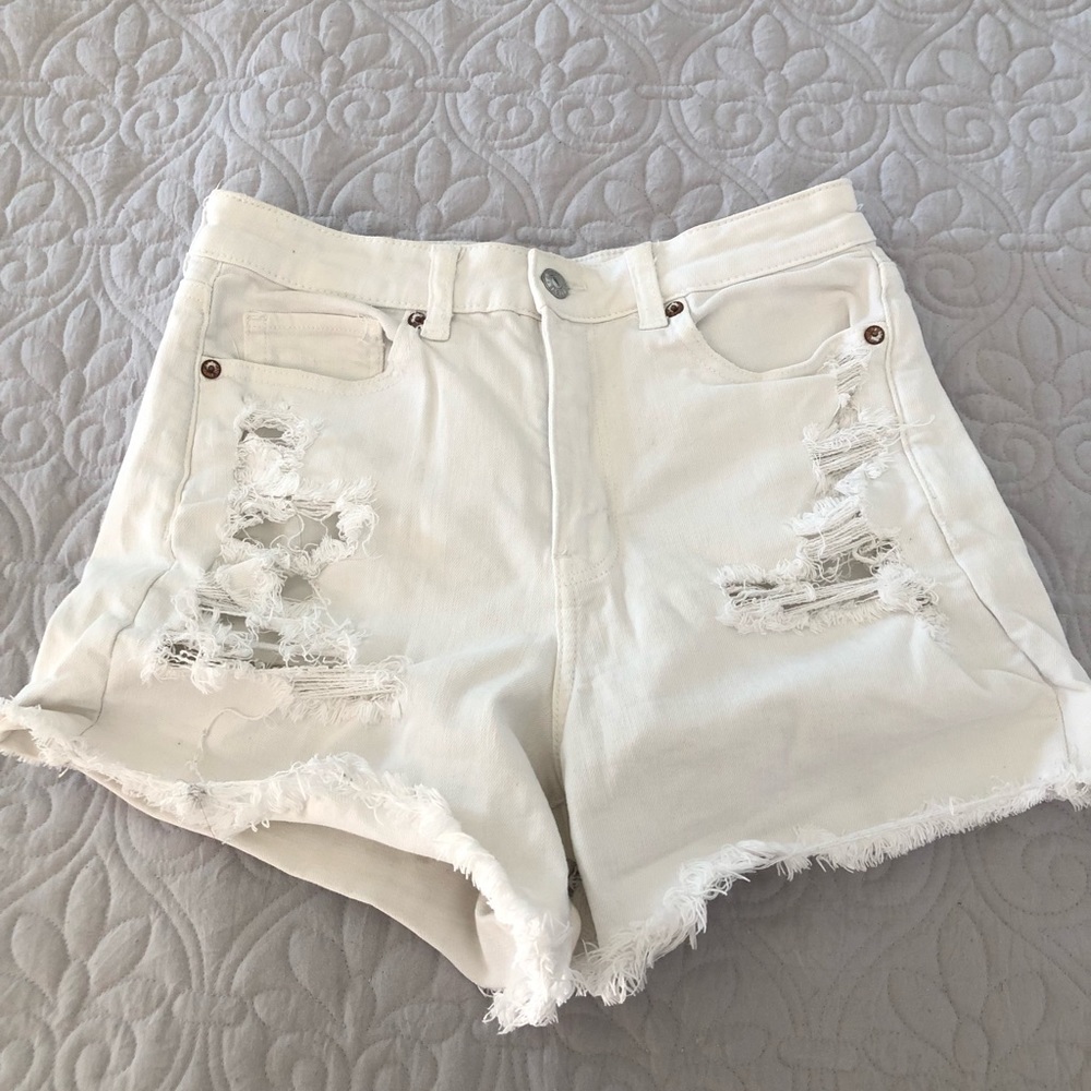 American Eagle white distressed stretch mom shorts